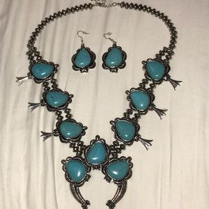 Jewelry pair set